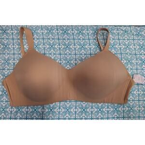 Auden Lightly Lined Wirefree Bra 46DDD Beige Nude Comfort Bra NWT